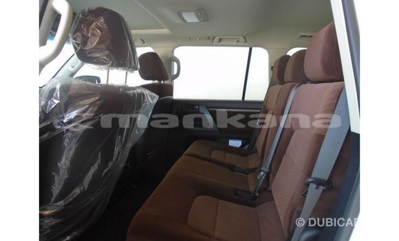 Buy Import Toyota Land Cruiser White Car in Import - Dubai in Abhasia Buy Import Toyota Land Cruiser White Car in Import - Dubai in Abhasia