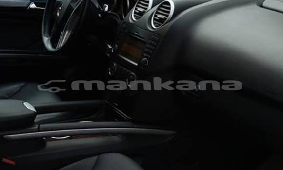 Buy Used Mercedes-Benz ML–Class Blue Car in Tbilisi in Tbilisi Buy Used Mercedes-Benz ML–Class Blue Car in Tbilisi in Tbilisi