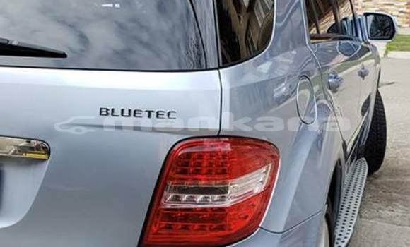 Buy Used Mercedes-Benz ML–Class Blue Car in Tbilisi in Tbilisi Buy Used Mercedes-Benz ML–Class Blue Car in Tbilisi in Tbilisi
