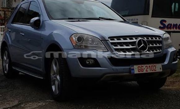 Buy Used Mercedes-Benz ML–Class Blue Car in Tbilisi in Tbilisi Buy Used Mercedes-Benz ML–Class Blue Car in Tbilisi in Tbilisi