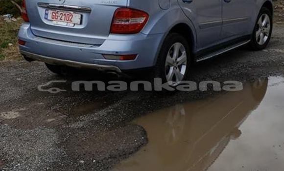 Buy Used Mercedes-Benz ML–Class Blue Car in Tbilisi in Tbilisi Buy Used Mercedes-Benz ML–Class Blue Car in Tbilisi in Tbilisi