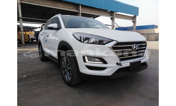 Buy Import Hyundai Tucson White Car in Import - Dubai in Abhasia Buy Import Hyundai Tucson White Car in Import - Dubai in Abhasia