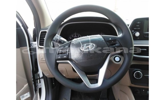 Buy Import Hyundai Tucson White Car in Import - Dubai in Abhasia Buy Import Hyundai Tucson White Car in Import - Dubai in Abhasia