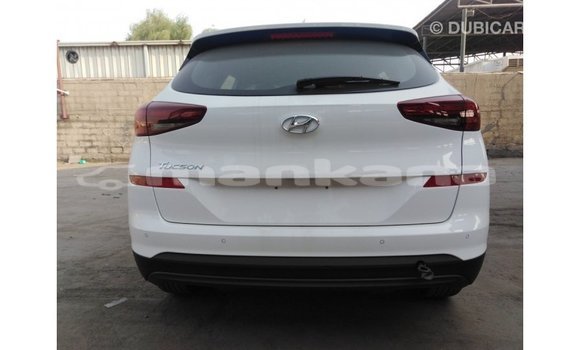 Buy Import Hyundai Tucson White Car in Import - Dubai in Abhasia Buy Import Hyundai Tucson White Car in Import - Dubai in Abhasia
