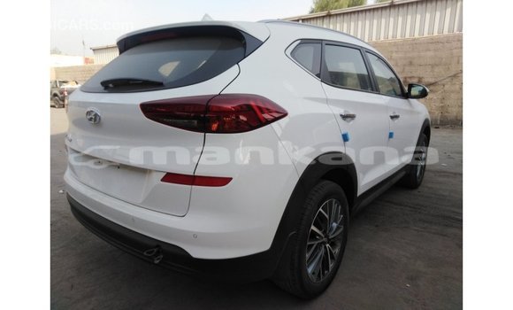 Buy Import Hyundai Tucson White Car in Import - Dubai in Abhasia Buy Import Hyundai Tucson White Car in Import - Dubai in Abhasia