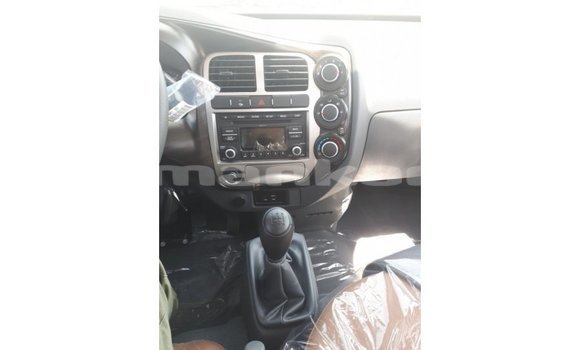 Buy Import Kia Carens White Car in Import - Dubai in Abhasia Buy Import Kia Carens White Car in Import - Dubai in Abhasia