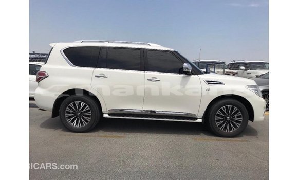 Buy Import Nissan Patrol White Car in Import - Dubai in Abhasia Buy Import Nissan Patrol White Car in Import - Dubai in Abhasia