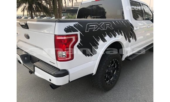 Buy Import Ford Club Wagon White Car in Import - Dubai in Abhasia Buy Import Ford Club Wagon White Car in Import - Dubai in Abhasia