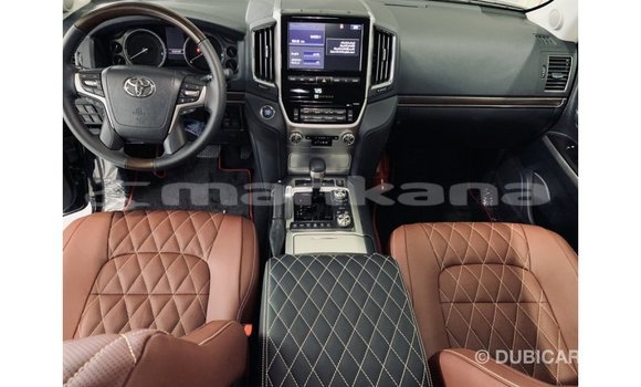 Buy Import Toyota Land Cruiser Black Car in Import - Dubai in Abhasia Buy Import Toyota Land Cruiser Black Car in Import - Dubai in Abhasia