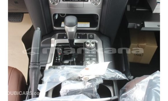 Buy Import Toyota Land Cruiser White Car in Import - Dubai in Abhasia Buy Import Toyota Land Cruiser White Car in Import - Dubai in Abhasia