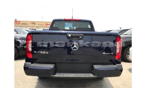 Buy Import Mercedes-Benz 250 Blue Car in Import - Dubai in Abhasia Buy Import Mercedes-Benz 250 Blue Car in Import - Dubai in Abhasia