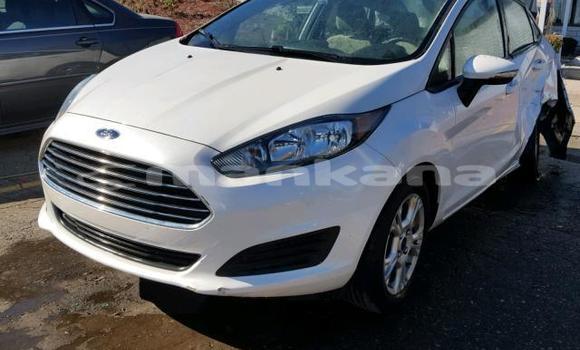 Buy Used Ford Fiesta White Car in Tbilisi in Tbilisi Buy Used Ford Fiesta White Car in Tbilisi in Tbilisi