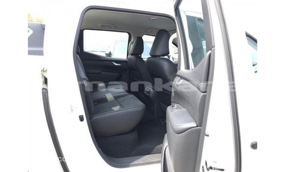 Buy Import Mercedes-Benz 250 White Car in Import - Dubai in Abhasia Buy Import Mercedes-Benz 250 White Car in Import - Dubai in Abhasia