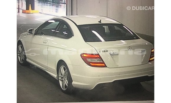 Buy Import Mercedes-Benz 190 White Car in Import - Dubai in Abhasia Buy Import Mercedes-Benz 190 White Car in Import - Dubai in Abhasia