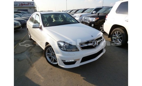 Buy Import Mercedes-Benz 200 White Car in Import - Dubai in Abhasia Buy Import Mercedes-Benz 200 White Car in Import - Dubai in Abhasia