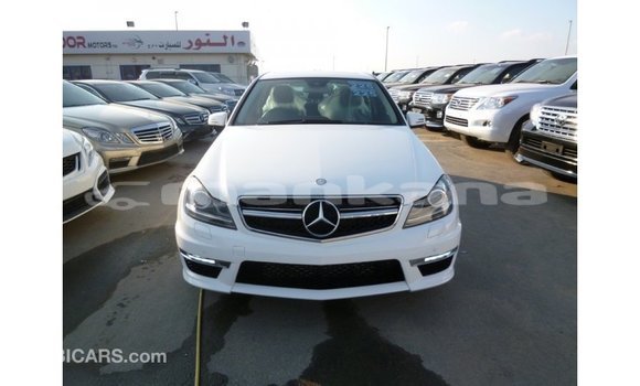 Buy Import Mercedes-Benz 200 White Car in Import - Dubai in Abhasia Buy Import Mercedes-Benz 200 White Car in Import - Dubai in Abhasia