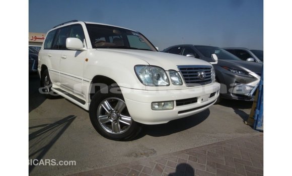 Buy Import Toyota Land Cruiser White Car in Import - Dubai in Abhasia Buy Import Toyota Land Cruiser White Car in Import - Dubai in Abhasia