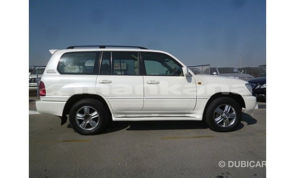 Buy Import Toyota Land Cruiser White Car in Import - Dubai in Abhasia Buy Import Toyota Land Cruiser White Car in Import - Dubai in Abhasia