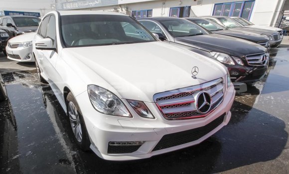 Buy Import Mercedes-Benz 200 White Car in Import - Dubai in Abhasia Buy Import Mercedes-Benz 200 White Car in Import - Dubai in Abhasia