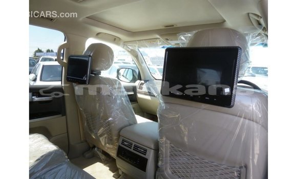 Buy Import Toyota Land Cruiser White Car in Import - Dubai in Abhasia Buy Import Toyota Land Cruiser White Car in Import - Dubai in Abhasia