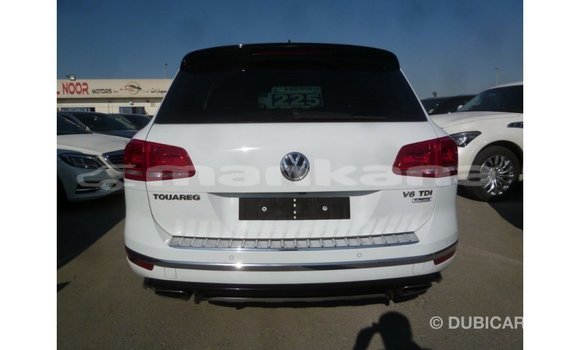 Buy Import Volkswagen Touareg White Car in Import - Dubai in Abhasia Buy Import Volkswagen Touareg White Car in Import - Dubai in Abhasia