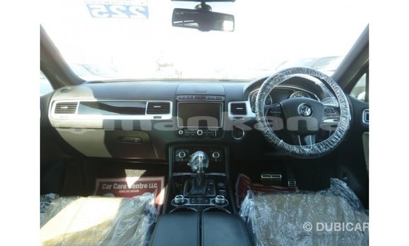 Buy Import Volkswagen Touareg White Car in Import - Dubai in Abhasia Buy Import Volkswagen Touareg White Car in Import - Dubai in Abhasia