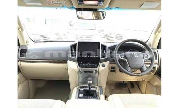 Buy Import Toyota Land Cruiser Black Car in Import - Dubai in Abhasia Buy Import Toyota Land Cruiser Black Car in Import - Dubai in Abhasia