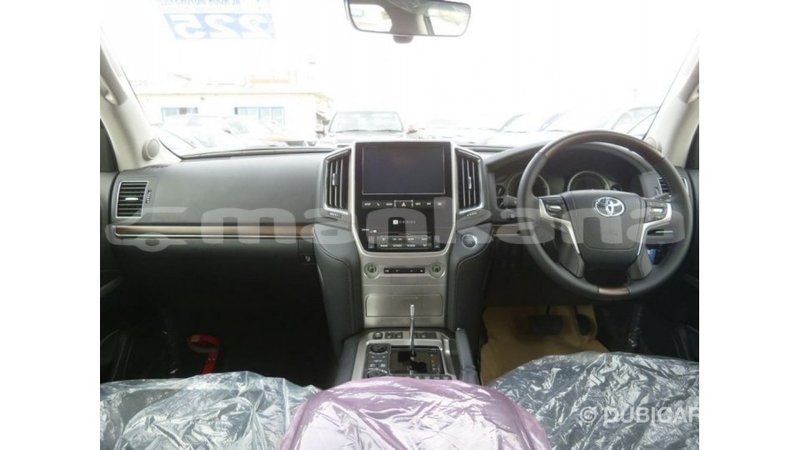 Big with watermark 0881f403 86e0 4128 b550 b59128807875