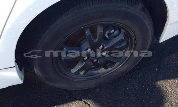 Buy Used Toyota Prius White Car in Tbilisi in Tbilisi Buy Used Toyota Prius White Car in Tbilisi in Tbilisi