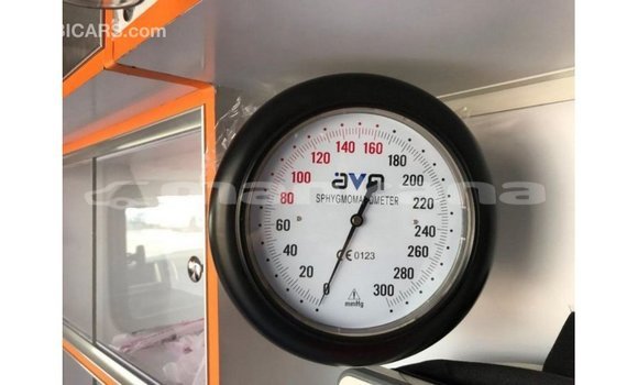 Buy Import Toyota Hiace White Car in Import - Dubai in Abhasia Buy Import Toyota Hiace White Car in Import - Dubai in Abhasia