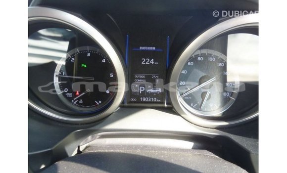 Buy Import Toyota Prado White Car in Import - Dubai in Abhasia Buy Import Toyota Prado White Car in Import - Dubai in Abhasia