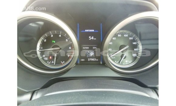 Buy Import Toyota Prado White Car in Import - Dubai in Abhasia Buy Import Toyota Prado White Car in Import - Dubai in Abhasia