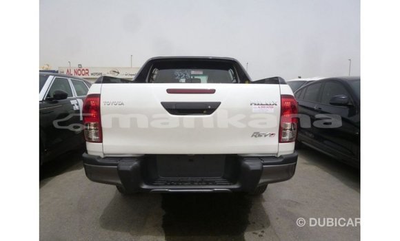 Buy Import Toyota Hilux White Car in Import - Dubai in Abhasia Buy Import Toyota Hilux White Car in Import - Dubai in Abhasia