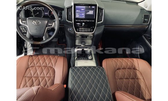 Buy Import Toyota Land Cruiser Black Car in Import - Dubai in Abhasia Buy Import Toyota Land Cruiser Black Car in Import - Dubai in Abhasia