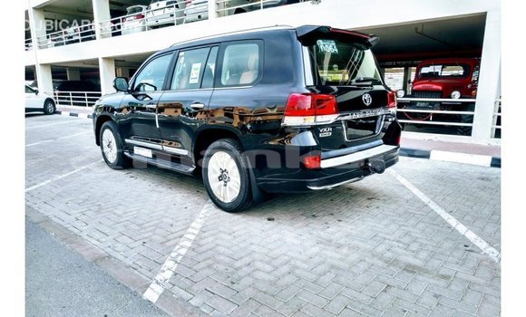 Buy Import Toyota Land Cruiser Black Car in Import - Dubai in Abhasia Buy Import Toyota Land Cruiser Black Car in Import - Dubai in Abhasia
