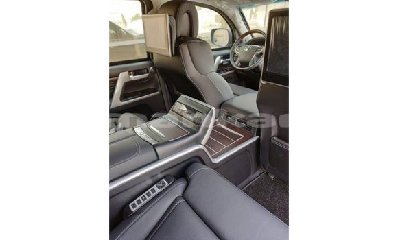 Buy Import Toyota Land Cruiser Black Car in Import - Dubai in Abhasia Buy Import Toyota Land Cruiser Black Car in Import - Dubai in Abhasia