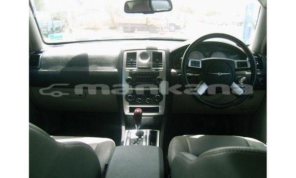 Buy Import Chrysler 300 Beige Car in Import - Dubai in Abhasia Buy Import Chrysler 300 Beige Car in Import - Dubai in Abhasia