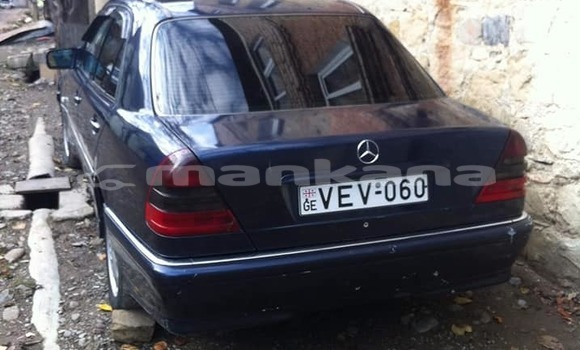Buy Used Mercedes-Benz C-klasse Blue Car in Tbilisi in Tbilisi Buy Used Mercedes-Benz C-klasse Blue Car in Tbilisi in Tbilisi