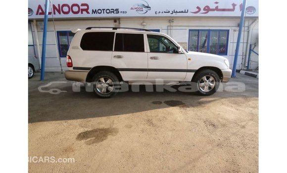 Buy Import Toyota Land Cruiser White Car in Import - Dubai in Abhasia Buy Import Toyota Land Cruiser White Car in Import - Dubai in Abhasia
