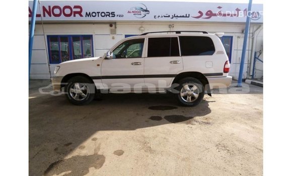 Buy Import Toyota Land Cruiser White Car in Import - Dubai in Abhasia Buy Import Toyota Land Cruiser White Car in Import - Dubai in Abhasia
