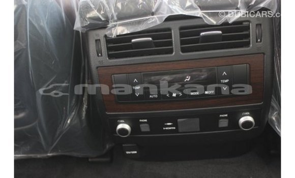 Buy Import Toyota Land Cruiser White Car in Import - Dubai in Abhasia Buy Import Toyota Land Cruiser White Car in Import - Dubai in Abhasia