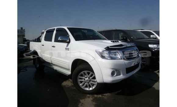 Buy Import Toyota Hilux White Car in Import - Dubai in Abhasia Buy Import Toyota Hilux White Car in Import - Dubai in Abhasia