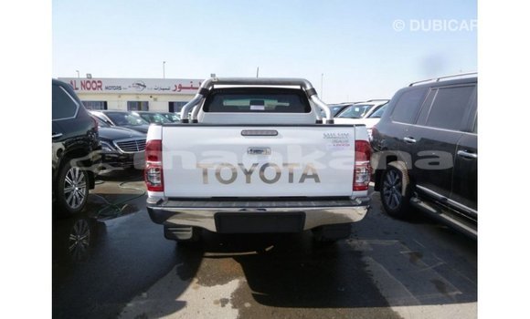 Buy Import Toyota Hilux White Car in Import - Dubai in Abhasia Buy Import Toyota Hilux White Car in Import - Dubai in Abhasia