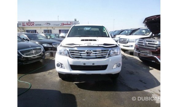 Buy Import Toyota Hilux White Car in Import - Dubai in Abhasia Buy Import Toyota Hilux White Car in Import - Dubai in Abhasia