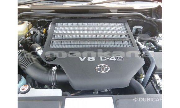 Buy Import Toyota Land Cruiser Red Car in Import - Dubai in Abhasia Buy Import Toyota Land Cruiser Red Car in Import - Dubai in Abhasia