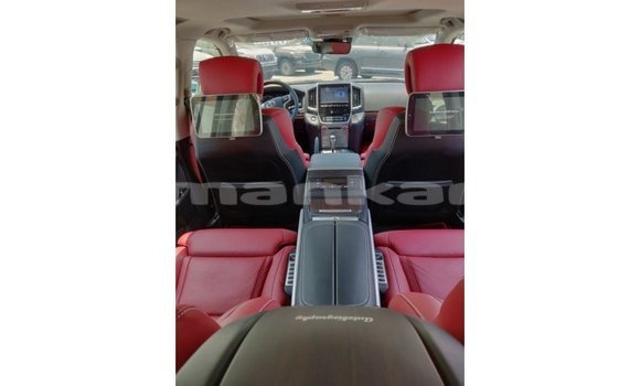 Buy Import Toyota Land Cruiser Black Car in Import - Dubai in Abhasia Buy Import Toyota Land Cruiser Black Car in Import - Dubai in Abhasia