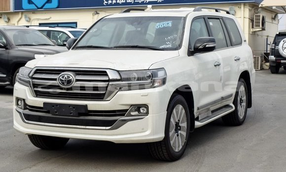 Buy Import Toyota Land Cruiser Black Car in Import - Dubai in Abhasia Buy Import Toyota Land Cruiser Black Car in Import - Dubai in Abhasia