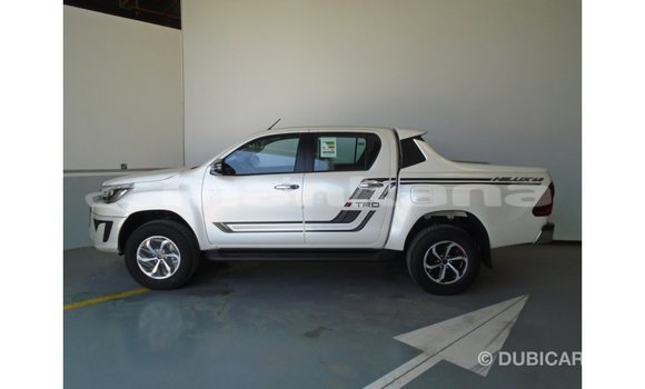 Buy Import Toyota Hilux White Car in Import - Dubai in Abhasia Buy Import Toyota Hilux White Car in Import - Dubai in Abhasia