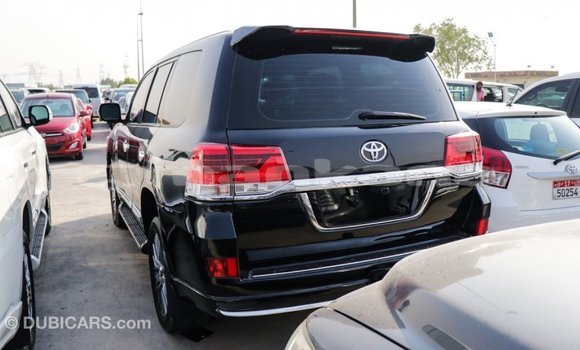 Buy Import Toyota Land Cruiser Black Car in Import - Dubai in Abhasia Buy Import Toyota Land Cruiser Black Car in Import - Dubai in Abhasia