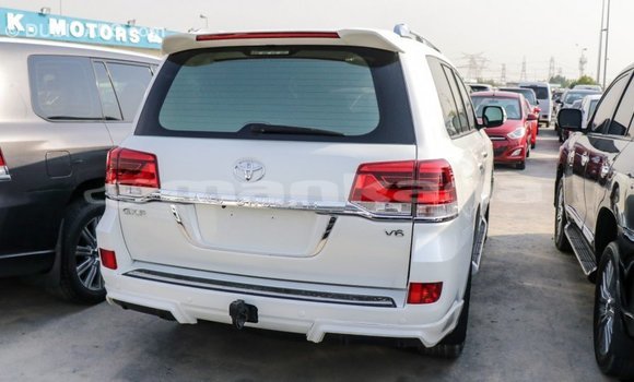Buy Import Toyota Land Cruiser White Car in Import - Dubai in Abhasia Buy Import Toyota Land Cruiser White Car in Import - Dubai in Abhasia